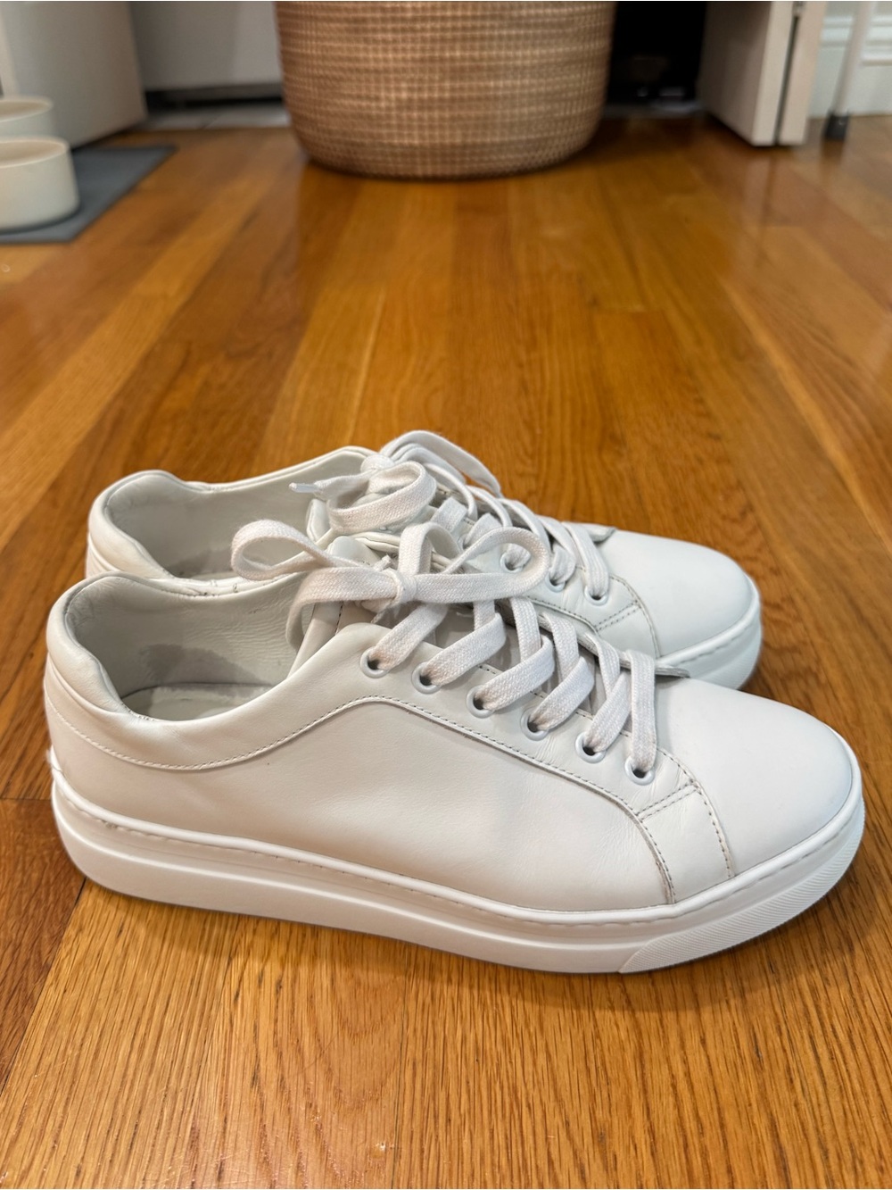 MGemi The Palestra Alta 39.5 Classic White Women's Leather Sneakers like new